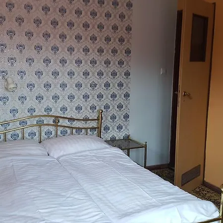 Pensjonat Scots Pokoje Goscinne